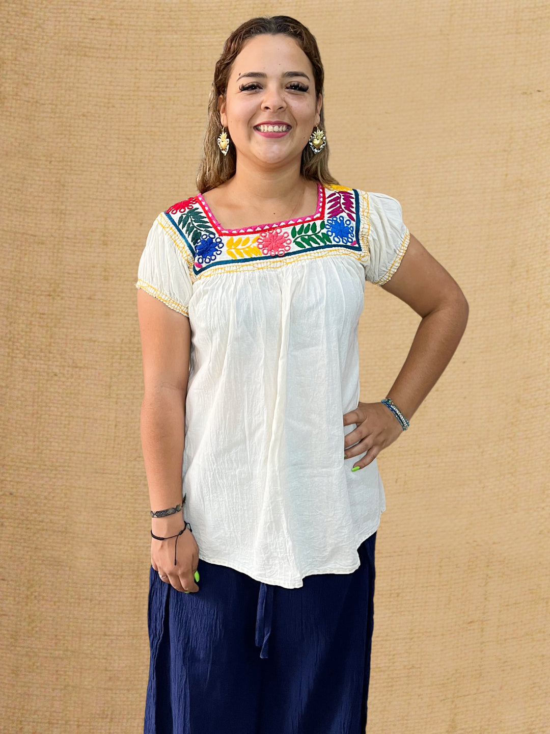 Ropa Artesanal Blusas Bordadas En Manta Blusa Tipica Mexicana